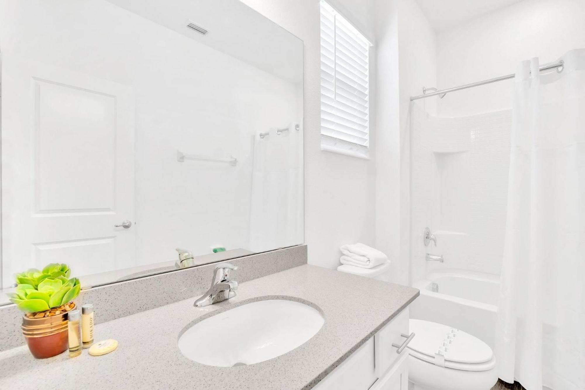 Stunning 9Br Home - Family Resort With Private Pool, Hot Tub, Games Room And Bbq! Kissimmee Esterno foto
